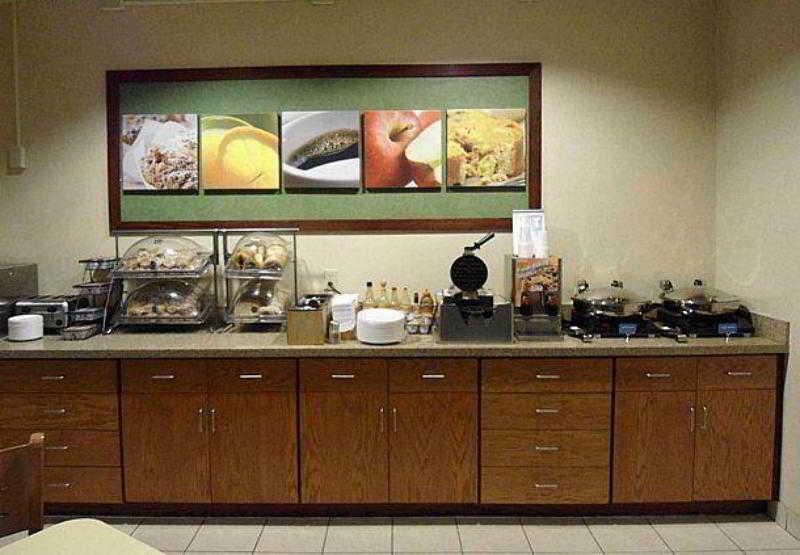 Hotel Fairfield & 3*