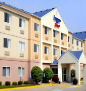 Hotel Fairfield & Lafayette